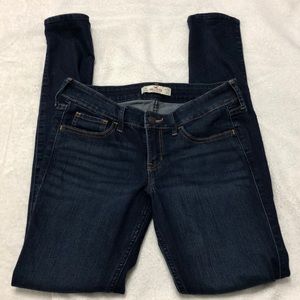 Hollister - Jeans 3R (26w x 31L) -Juniors